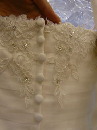 国际知名婚纱品牌登陆重庆，引领本地婚尚新风潮